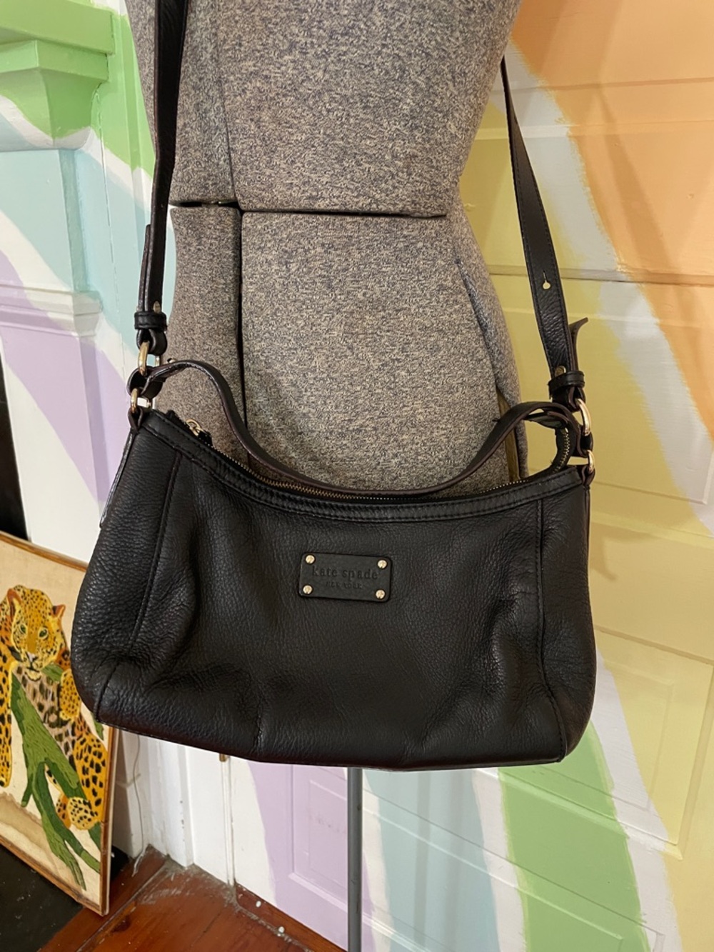 Kate Spade New York Black Pebbled Leather Crossbody Shoulder Bag Classic 🧡🎀